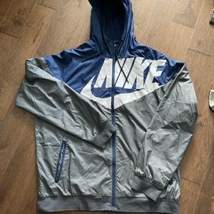 Nike Lightweight Windbreaker Zip Up Hoodie
